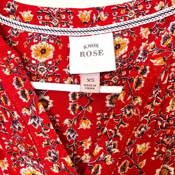 Knox Rose button shirt, extra-small, red with yellow flowers - Picture 3 of 4